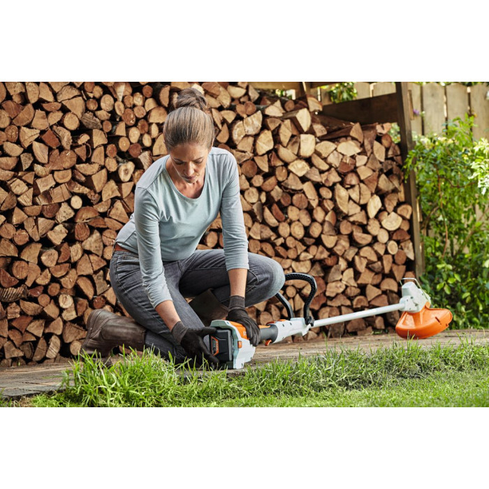 Акумуляторна мотокоса STIHL FSA 57 SET